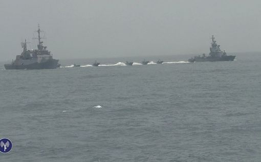 Корабль ВМС ЦАХАЛа открыл огонь рядом с купающимися в Эйлате