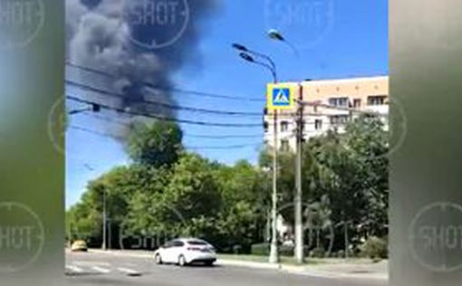 В Москве горел ангар с шинами