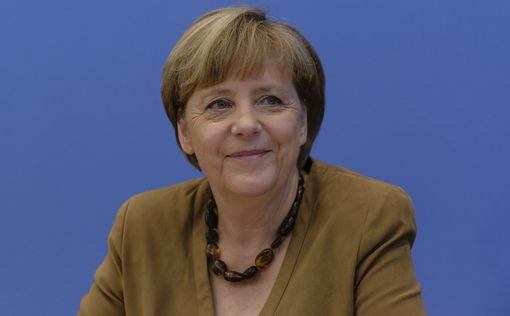 Меркель изменила свою позицию по Украине