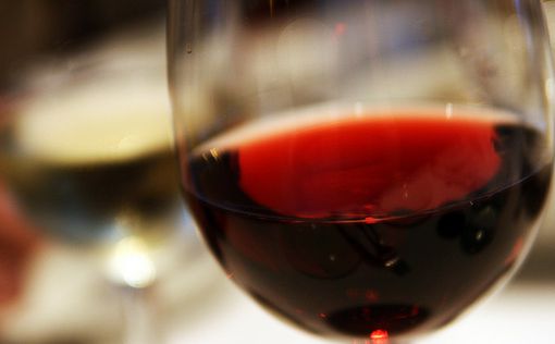 Ученые: ленивым следует употреблять красное вино