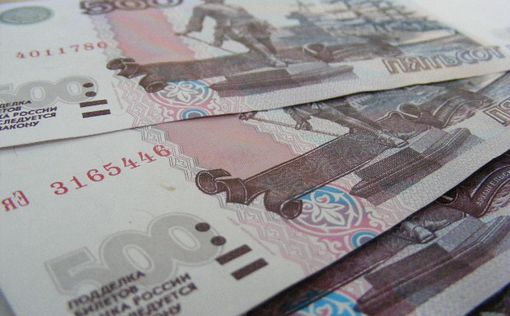 Россияне сами “очистили” свои банки на триллион рублей