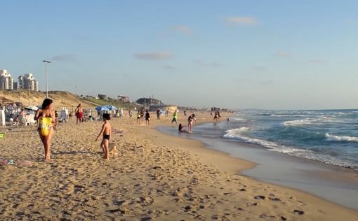 Бат-Ям закрыл пляжи города для местных жителей
