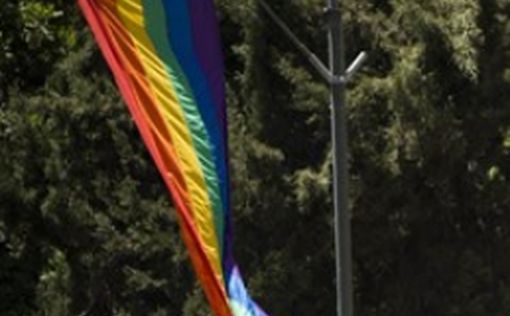 Раввины попросили Моше Леона не развешивать ЛГБТ-флаги