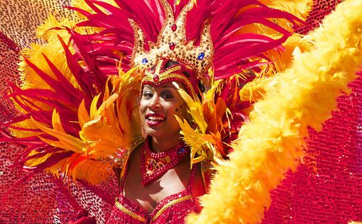 В Бразилии отменили самый знаменитый карнавал в мире