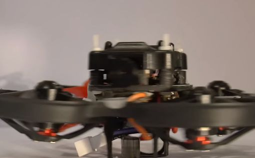 Создан самый маленький и быстрый дрон в мире
