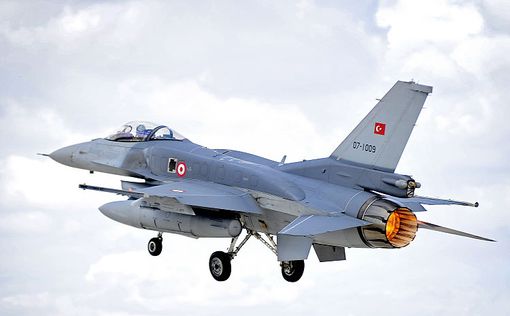 Турецкие самолеты нанесли авиаудары по курдским боевикам