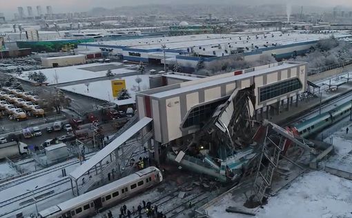 Жуткая авария поезда в Турции: 4 человека погибли