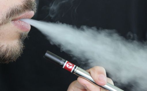 Ученые: курящая молодежь чаще заражается COVID-19