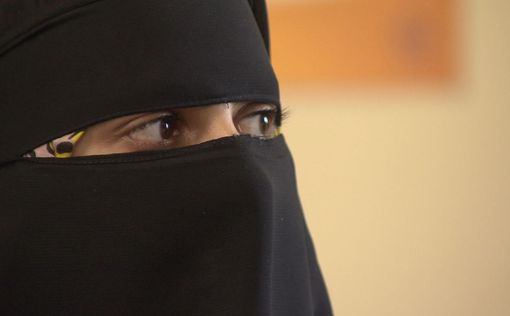 Израиль: судья приказал женщине из ISIS снять никаб