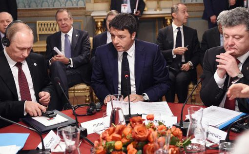 Порошенко в Милане за завтраком встретился с Путиным