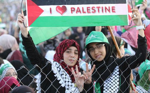 Палестинцы провели марш против “израильской оккупации”