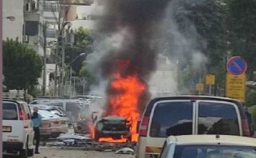 В Петах-Тикве взорвался автомобиль