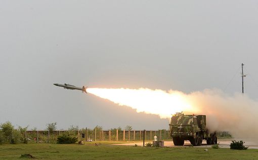 Индия запустила “бесстрашную” ядерную ракету