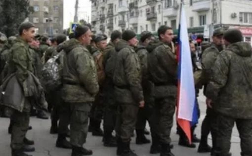 Следователи выяснили, кто принял решение о размещении солдат в ПТУ Макеевки
