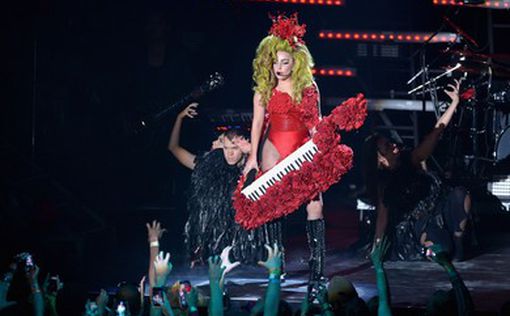 Леди Гага сказала “шалом“и разозлила арабов
