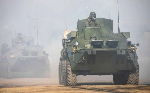 Россияне выводят войска и технику из Мариуполя