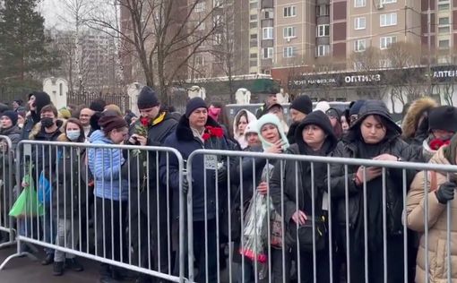 Место прощания с Навальным оцепила полиция