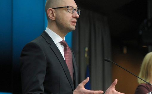 Украина ввела мораторий на выплату долгов России