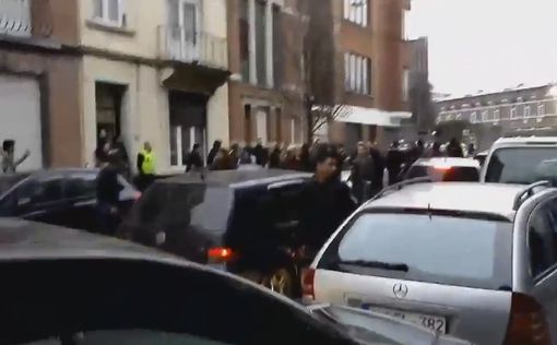 Мусульмане атаковали полицию из-за парижского террориста