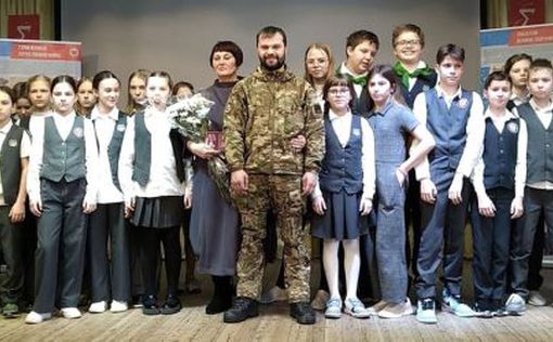 Новосибирск: педофила-убийцу за “военные заслуги” отправили с лекциями по школам