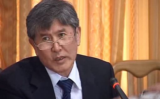 Президент Киргизии выпустил альбом песен