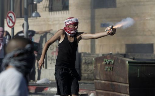 Двух палестинцев приняли за израильских агентов и избили