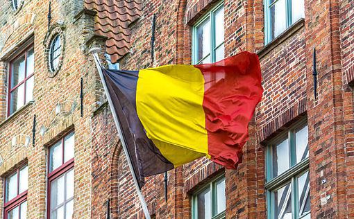 Премьер-министр Бельгии де Кроо объявил об отставке после поражения на выборах