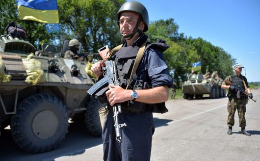 Украина: силовики взяли в плен "зеленого человечка"