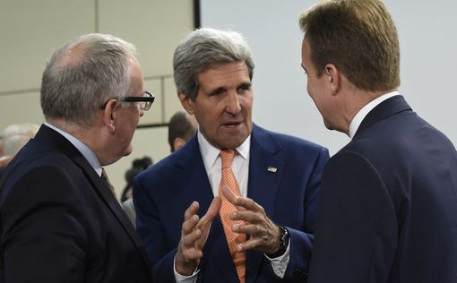Керри и представители НАТО обсуждают кризис в Ираке