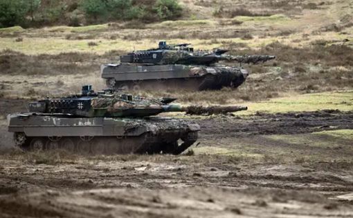 Германия передаст Украине 80 танков Leopard и системы IRIS-T в 2024 году
