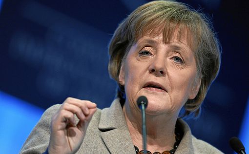Меркель клянется обеспечить безопасность евреев