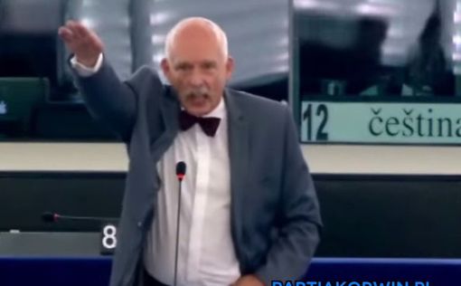 Евродепутату грозит тюрьма за нацистское приветствие