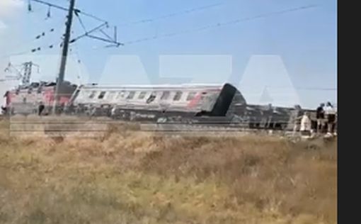 Столкновение поезда и грузовика в РФ: 140 пострадавших