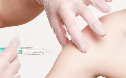 В Европе начали вакцинацию детей от 12 лет