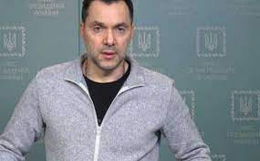 Арестович: РФ хочет устроить парад с украинскими пленными