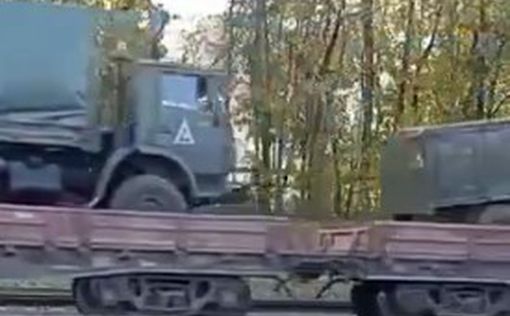 В Беларуси заметили эшелон военной техники с новыми знаками