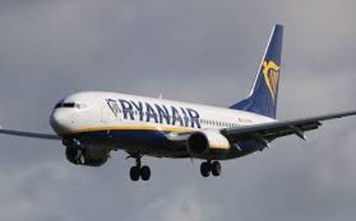 Британия: предотвращен теракт в самолете Ryanair