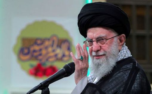 В Иране в пятнице выборы. Хаменеи угрожает одному из кандидатов