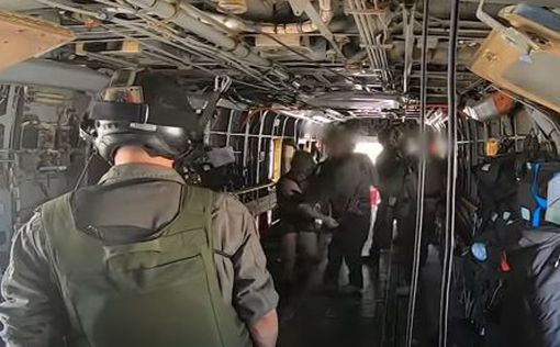 Новые кадры операции спасения троих из заложников на вертолете