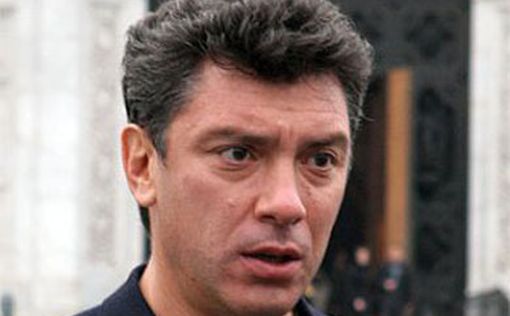 Немцов: Путин начал войну на материковой Украине
