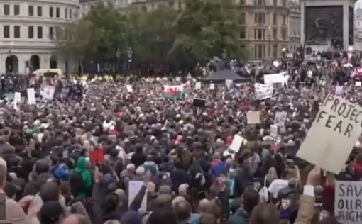 COVID-19: протесты сторонников теории заговора в Лондоне