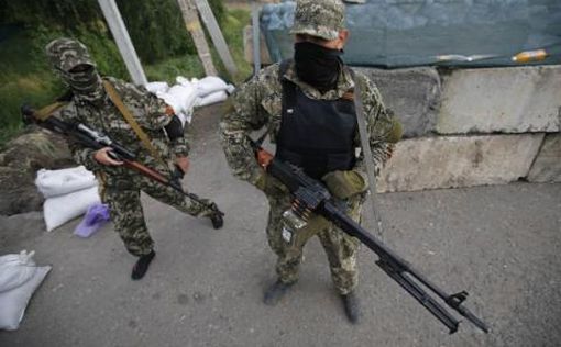 В Донецке штурмуют воинскую часть