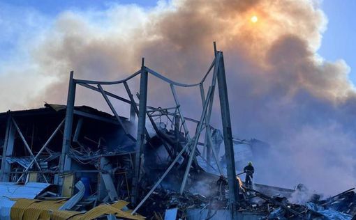 Торговый центр в Кременчуге сгорел дотла. Фото