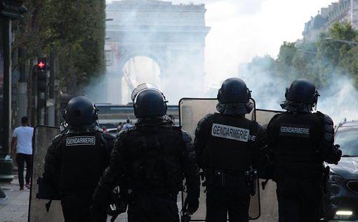 Во Франции задержали более 170 человек на акциях протеста