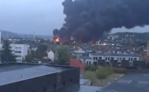 Во Франции вспыхнул химический завод: видео ЧП
